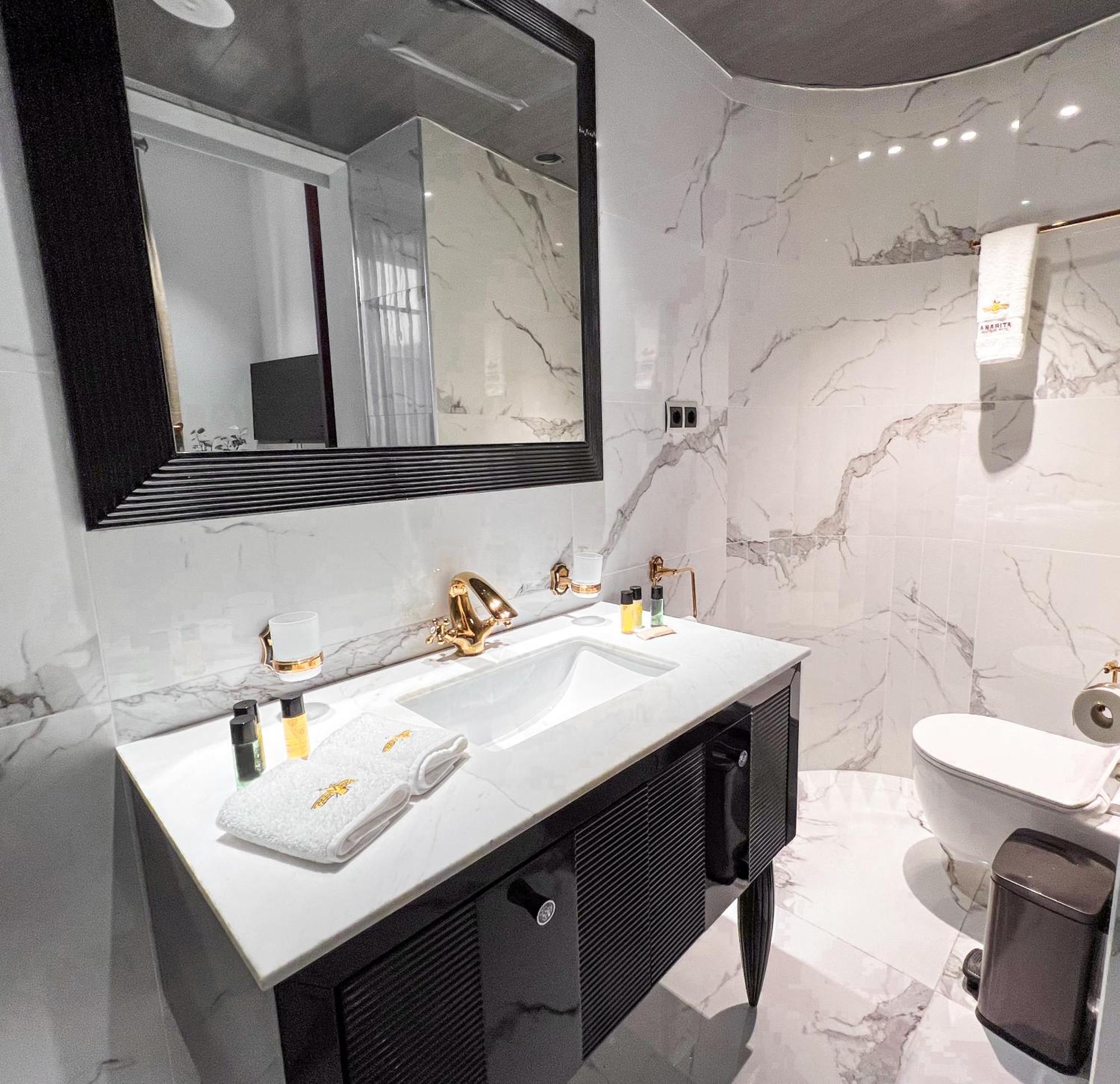 Anahita Boutique Hotel Málaga Extérieur photo